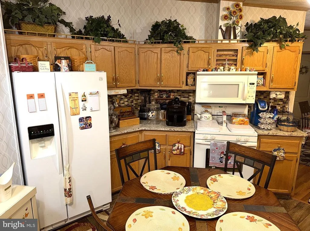 Photo of 8007 FAIR BREEZE DRIVE