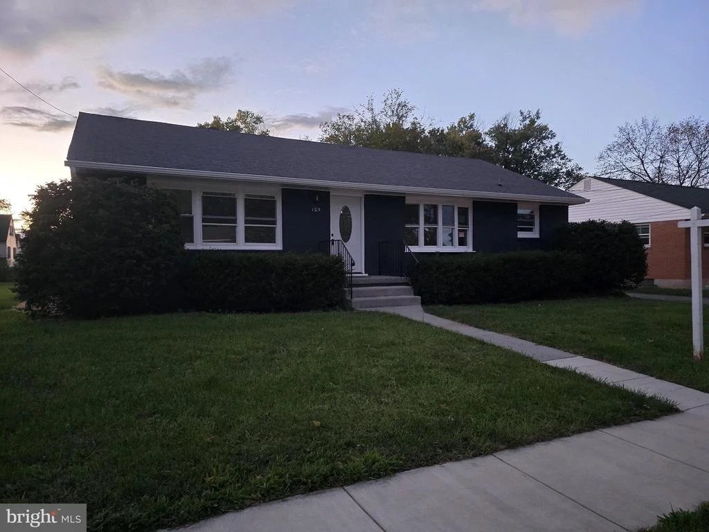 Photo of 105 CHRISTOPHER DRIVE