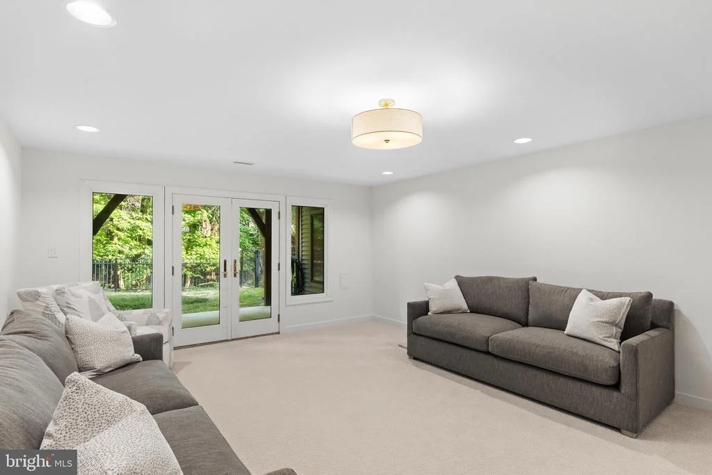 Photo of 123 GLADE CIRCLE W