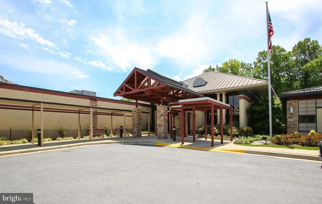 Photo of Unit 3204 at 15115 INTERLACHEN DRIVE