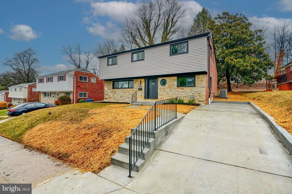 Photo of 2802 STEELE ROAD