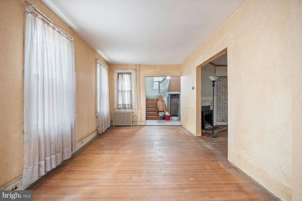 Photo of 307 HARLEM LANE