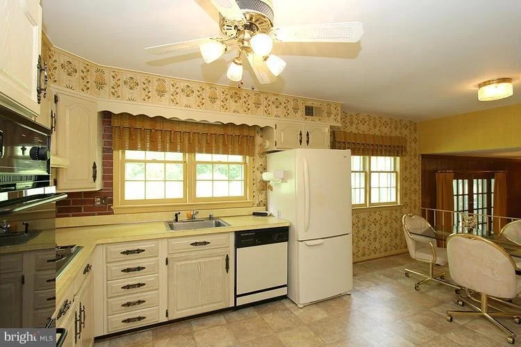 Photo of 14112 RIPPLING BROOK DRIVE