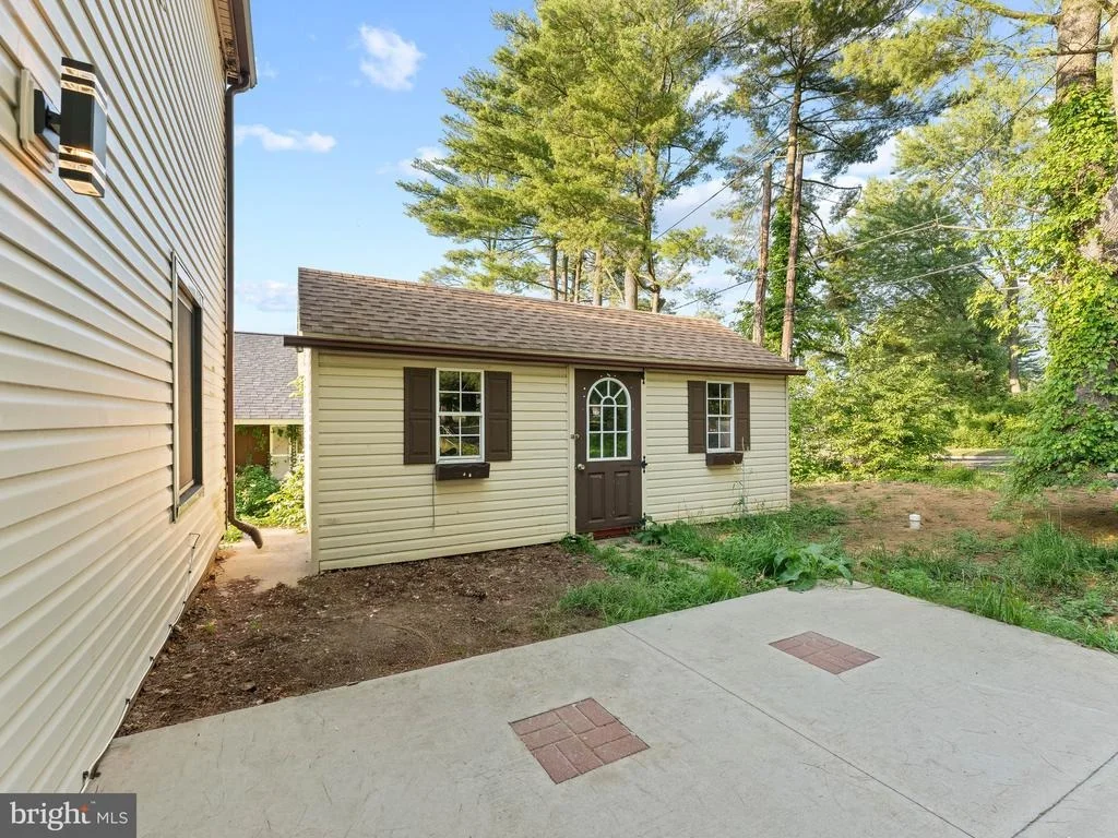Photo of 60 PINAFORE LANE