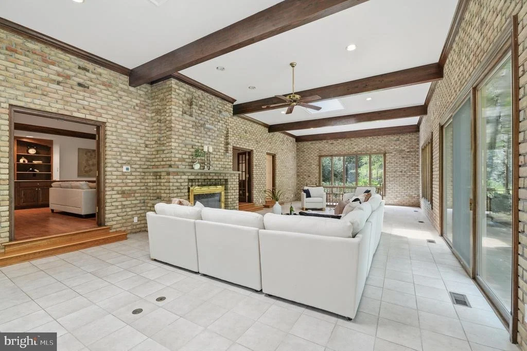 Photo of 9801 BENTCROSS DRIVE