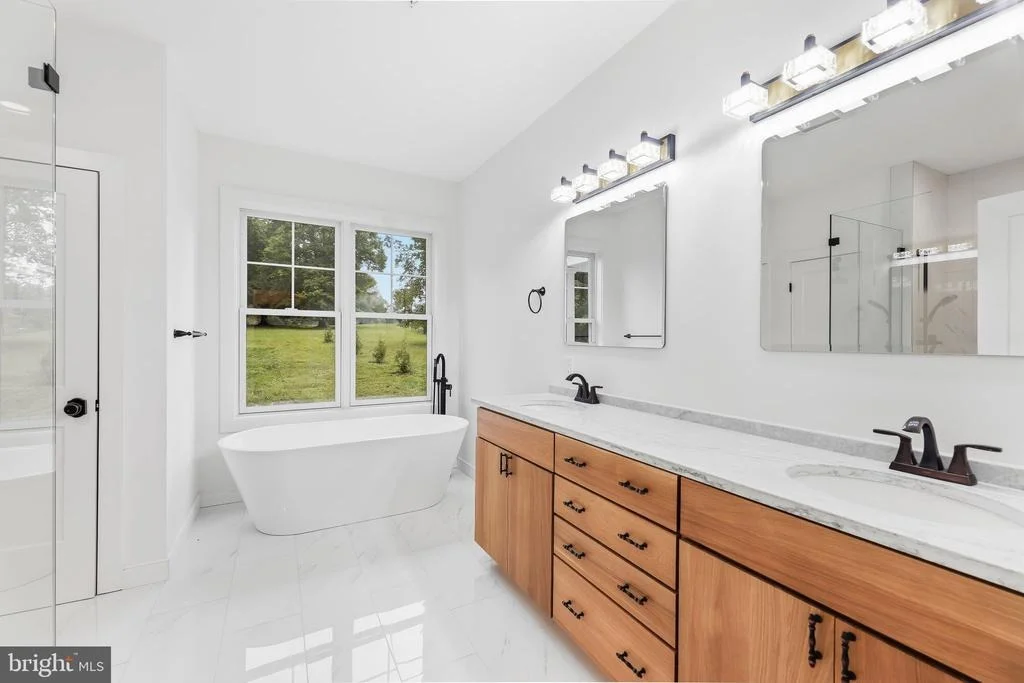 Photo of 2624 BACHMAN ROAD