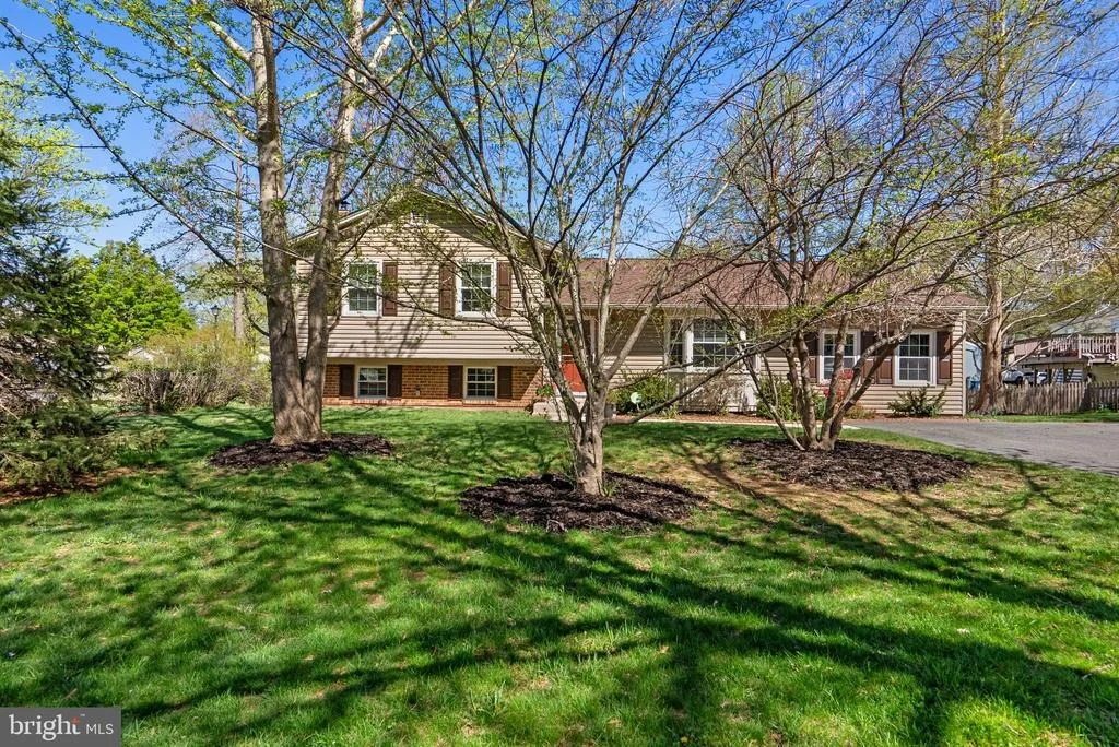 Photo of 8505 CALYPSO LANE