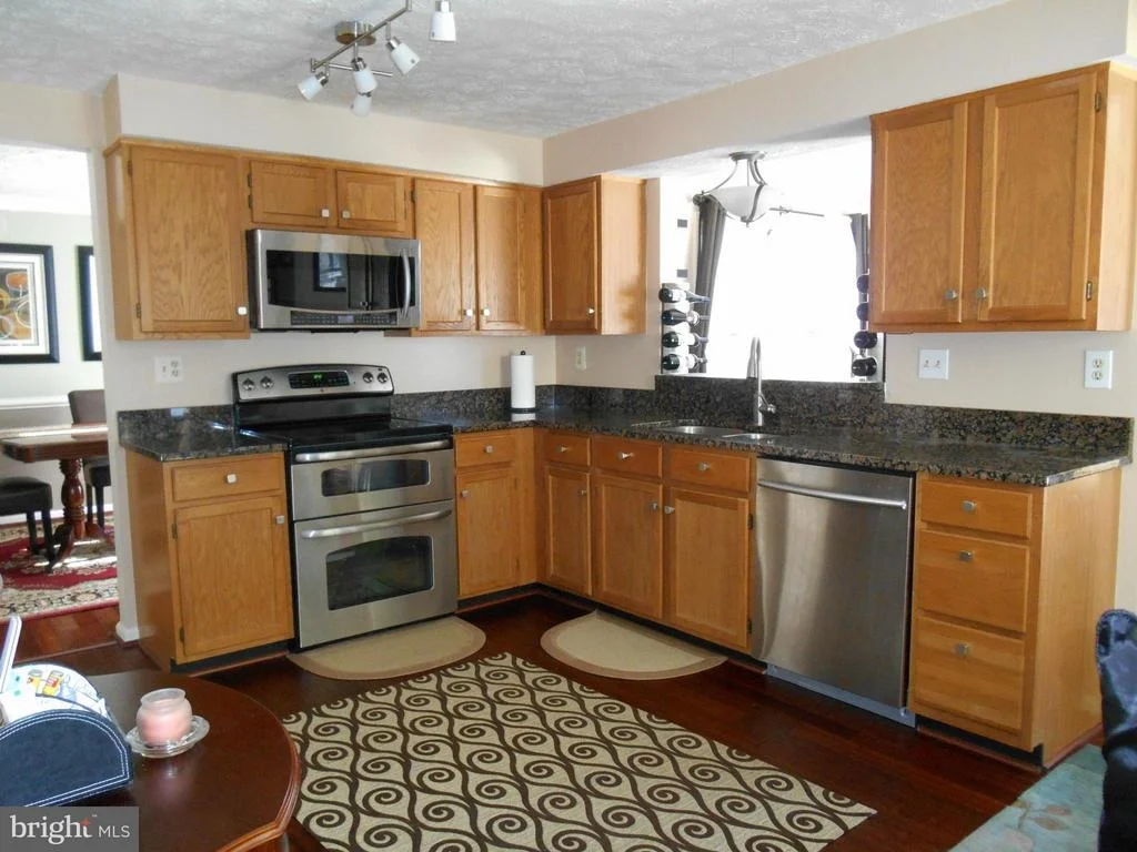 Photo of 18012 SILVER LEAF DRIVE