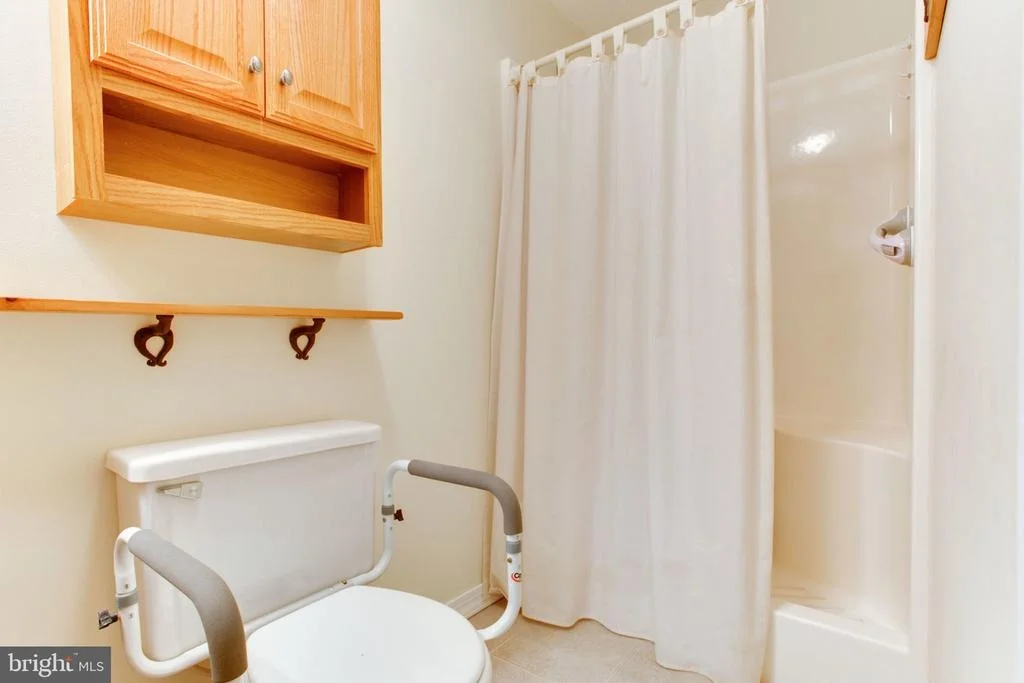 Photo of 10425 MOUNT VERNON DRIVE