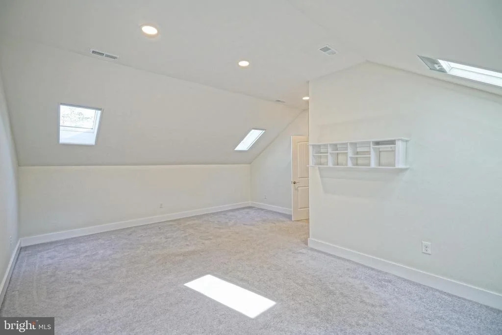 Photo of 35 AINTREE DRIVE