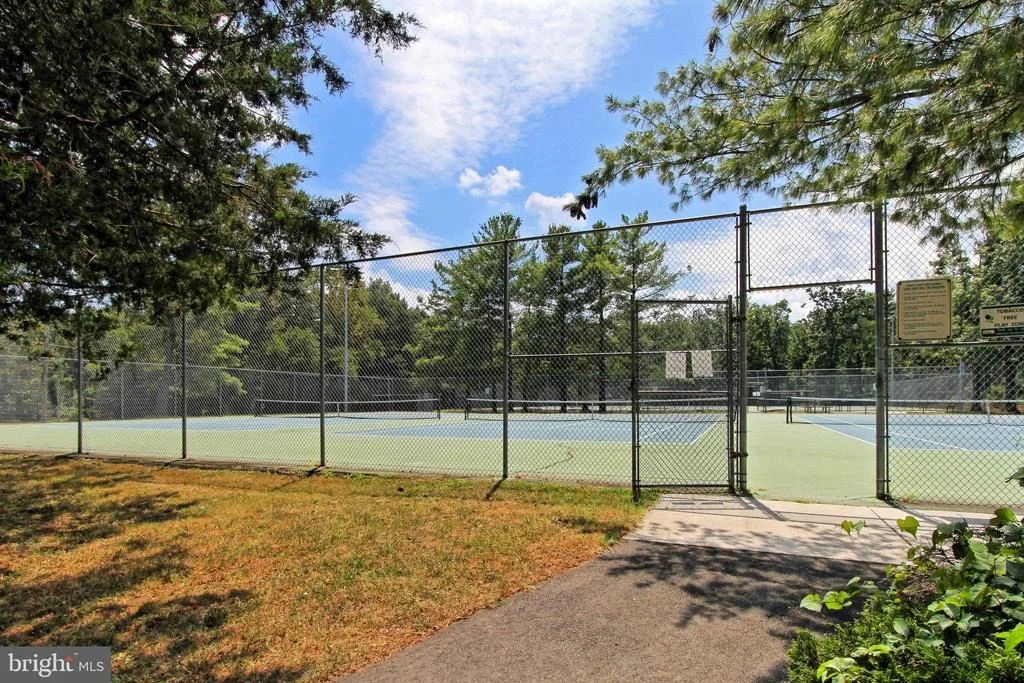 Photo of 5002 REGINA DRIVE