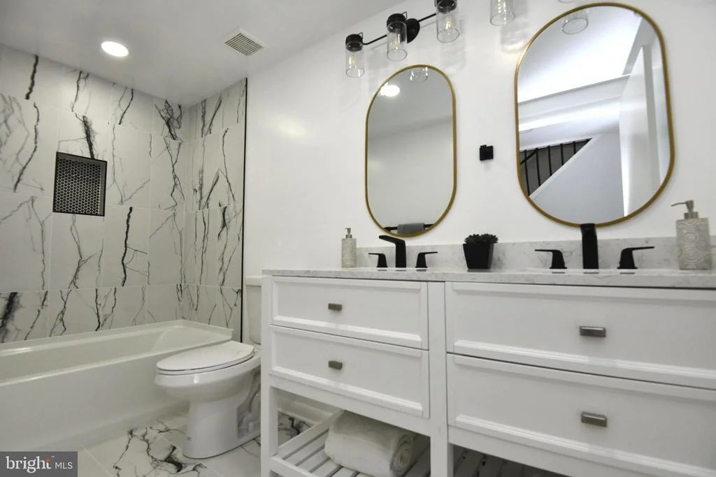 Photo of 9652 MACGREGOR COURT