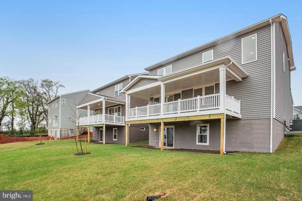 Photo of 626 CLOVER LANE