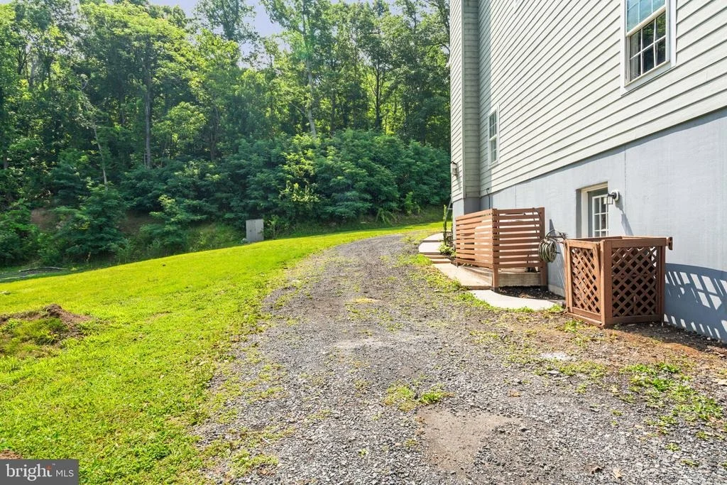 Photo of 208 MARKHAM FARM ROAD