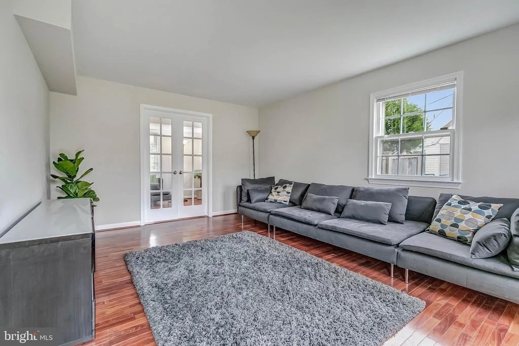 Photo of 2608 VILLAGE LANE