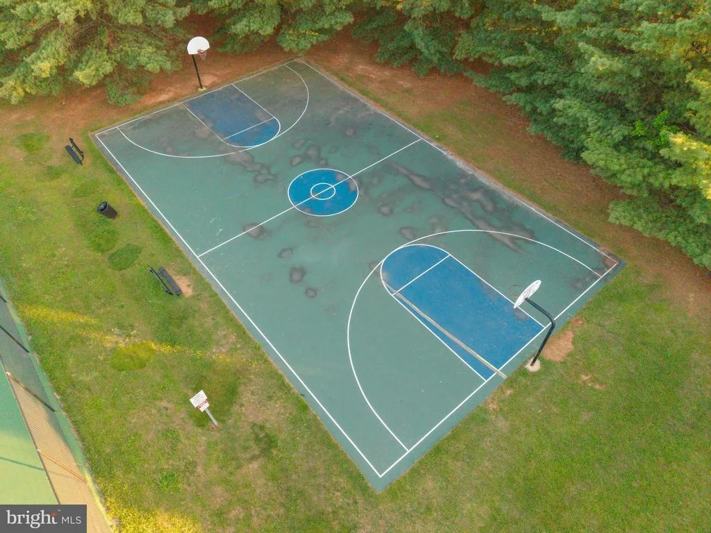 Photo of 21527 FOX FIELD CIRCLE