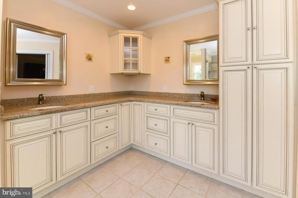 Photo of 106 KIRSCHLING DRIVE