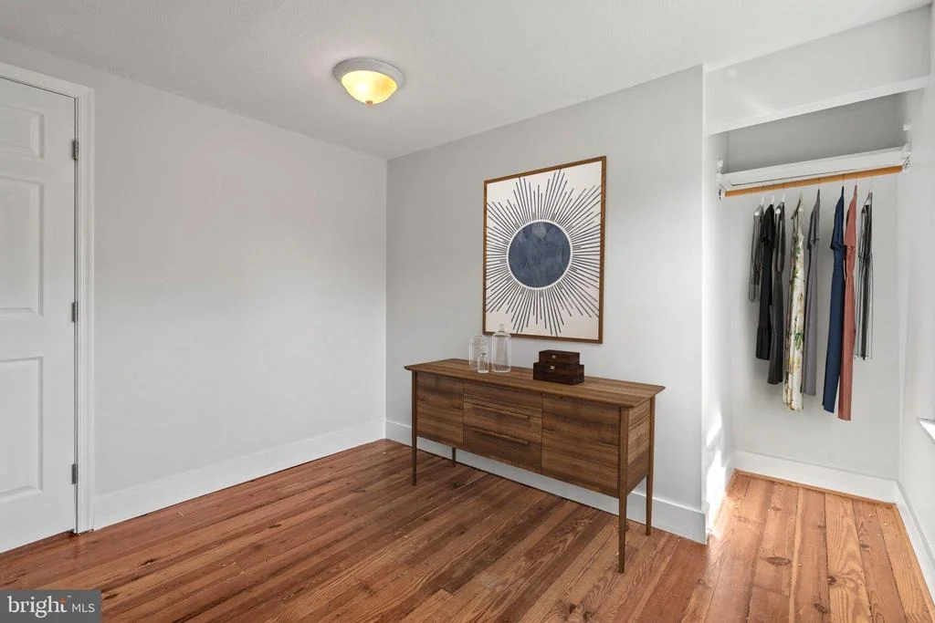 Photo of 822 N COMMERCE AVENUE
