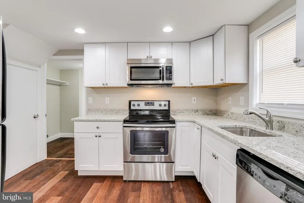 Photo of 7939 WISE AVENUE