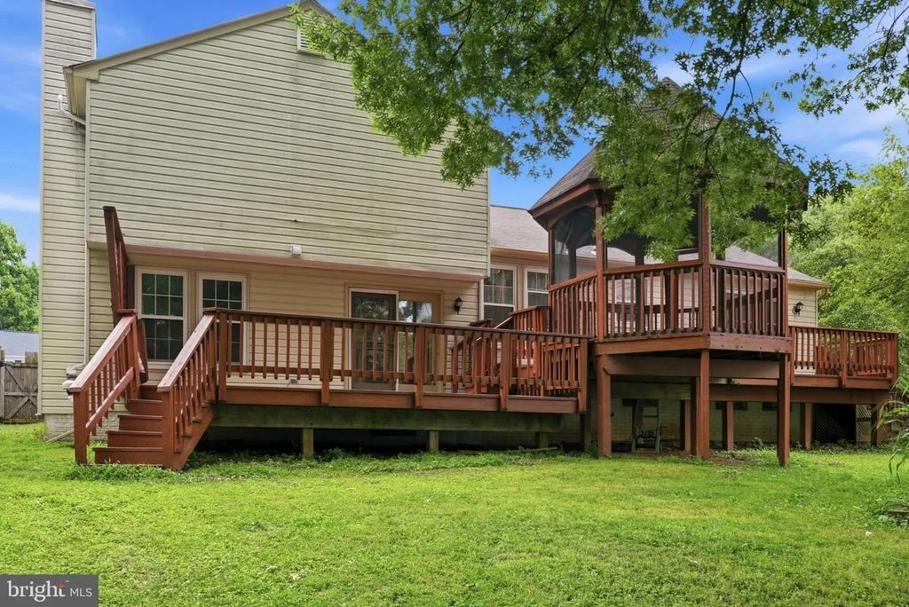 Photo of 18007 SILVER LEAF DRIVE