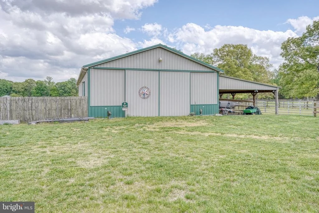 Photo of 6505 GRIFFITH LAKE DRIVE