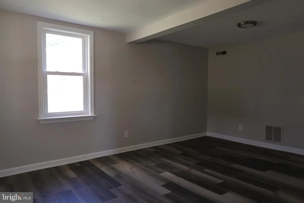 Photo of 6213 APPLETOWN ROAD