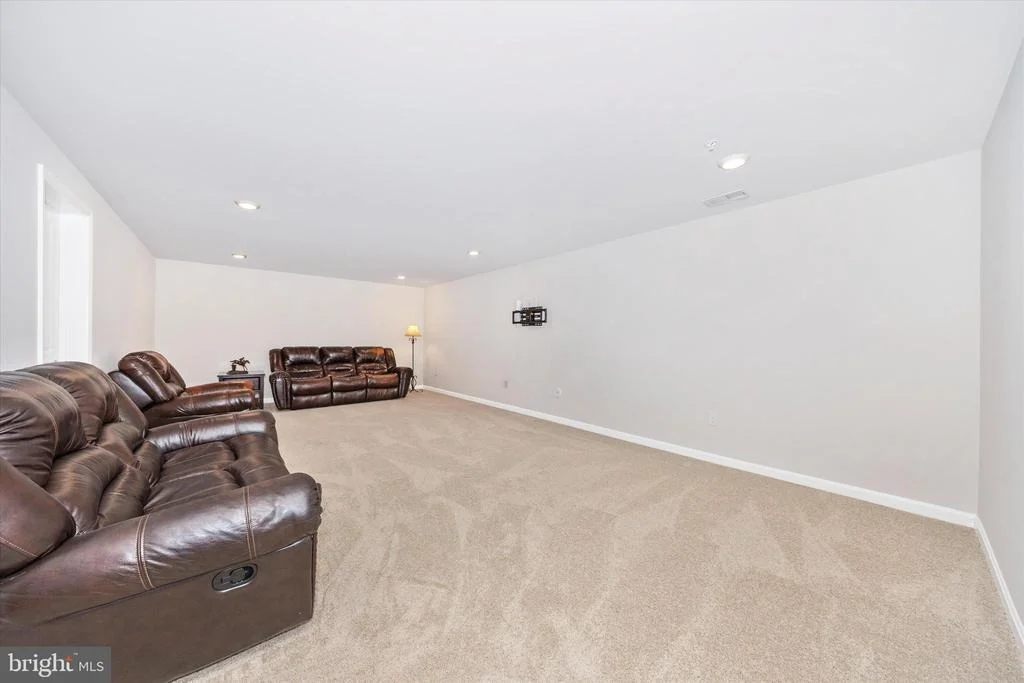 Photo of 700 BOND STREET