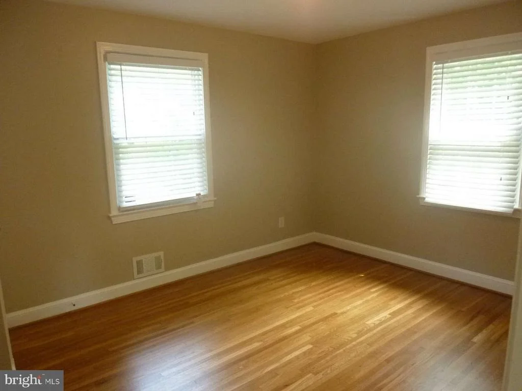 Photo of 1718 DUBLIN DRIVE