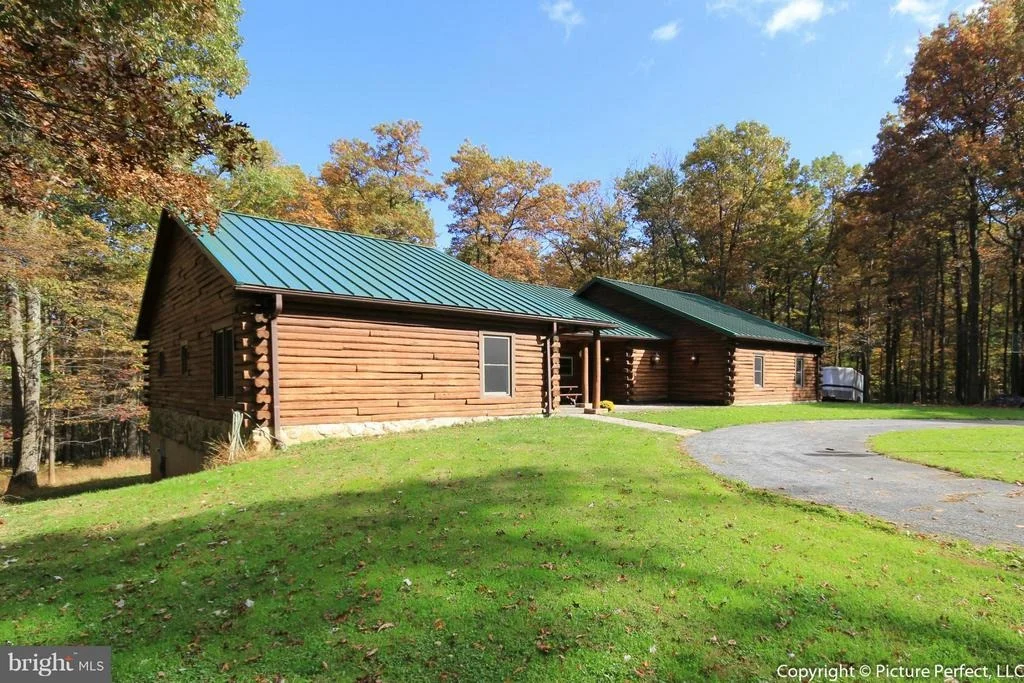 Photo of 10845 GAMBRILL PARK ROAD