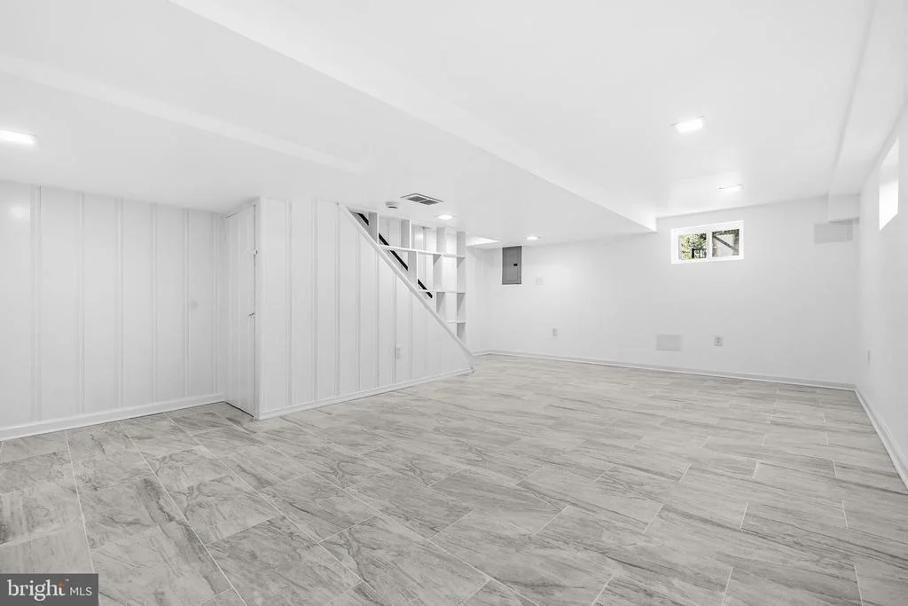 Photo of 1130 46TH PLACE SE