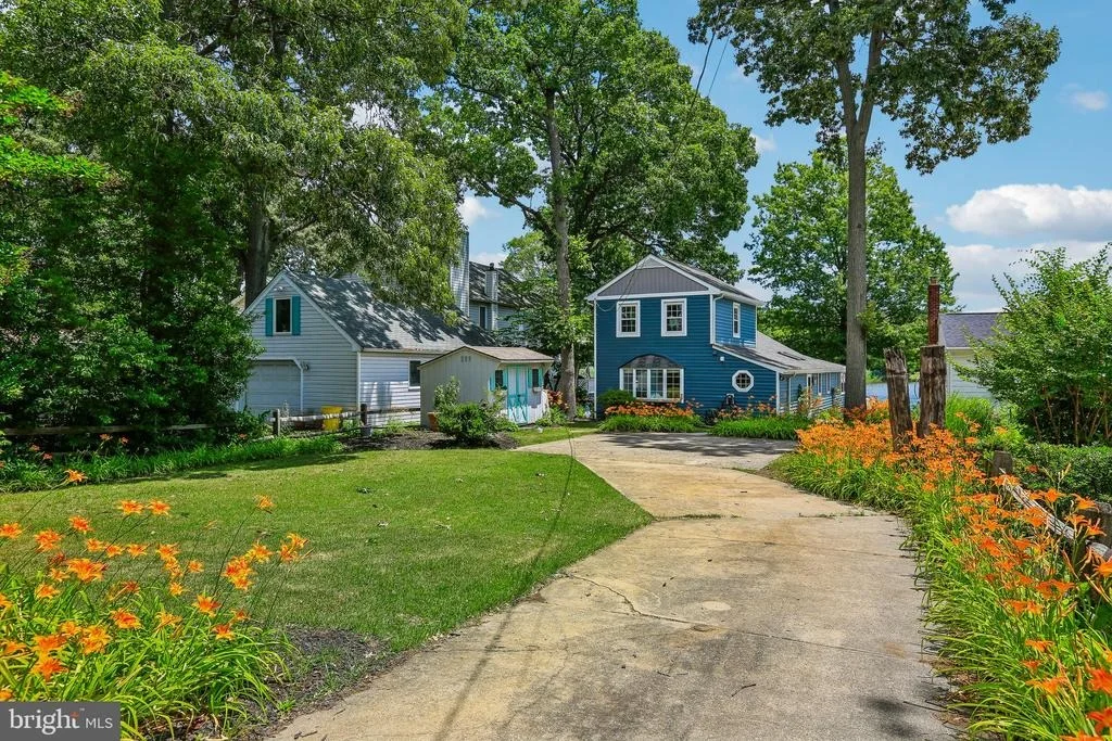 Photo of 275 GIBSON ROAD