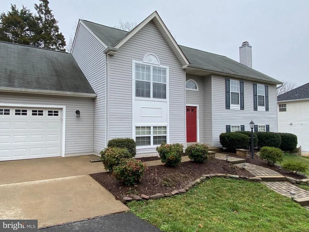 Photo of 9359 HIDDEN SPRING DRIVE