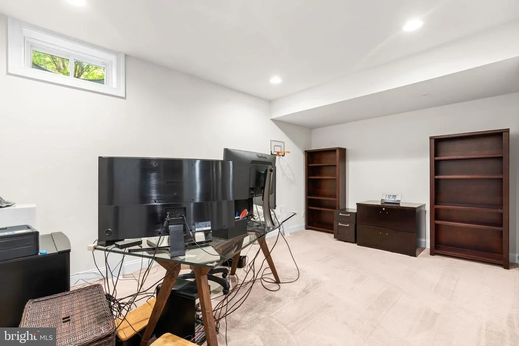 Photo of 18709 ASHBOURNE PLACE