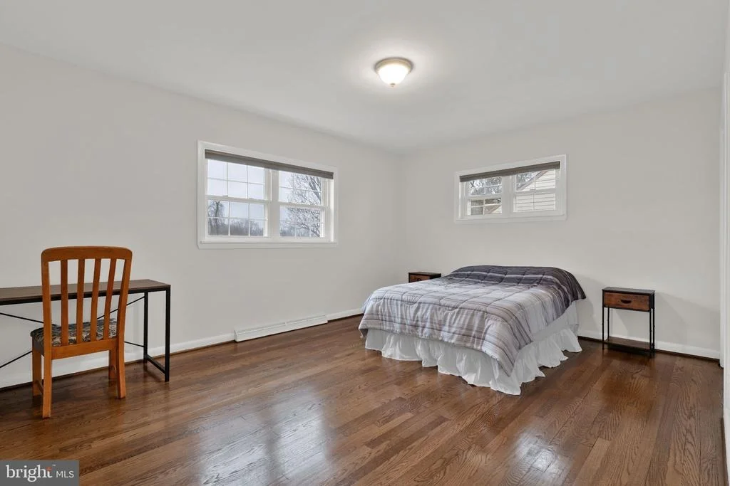 Photo of 1029 BROADVIEW ROAD