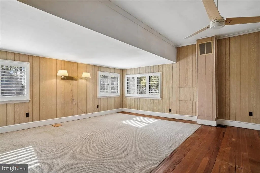 Photo of 322 CLOPSTON HILL