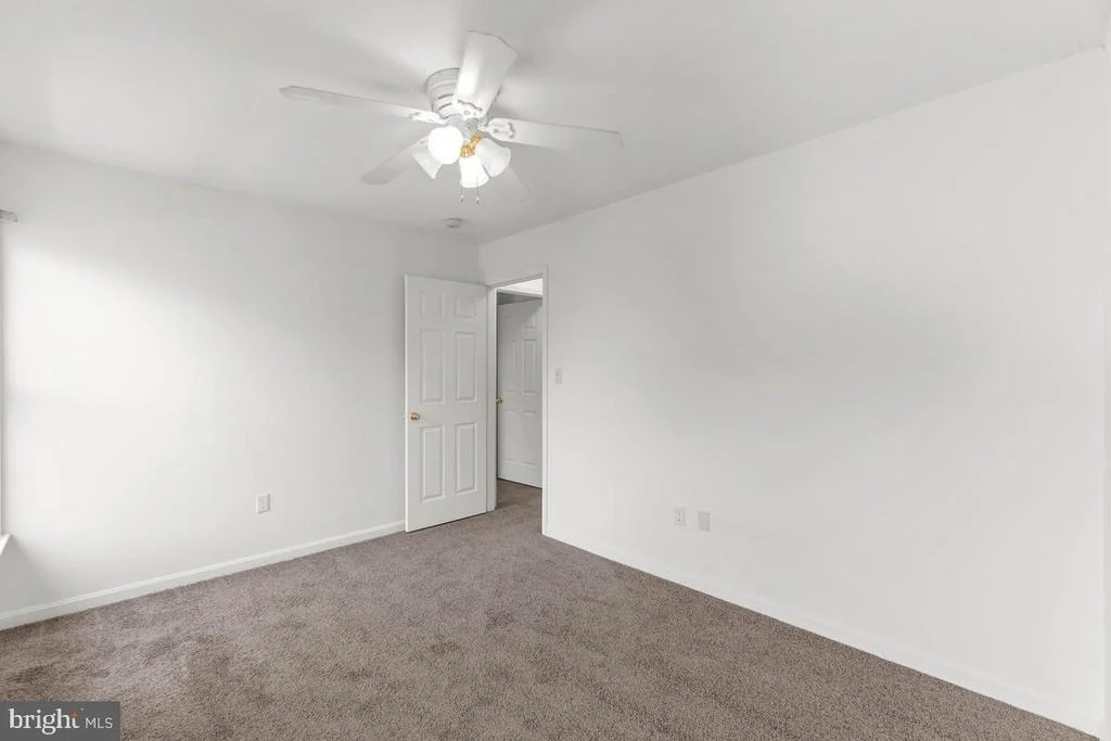 Photo of 7580 MERRYMAKER WAY