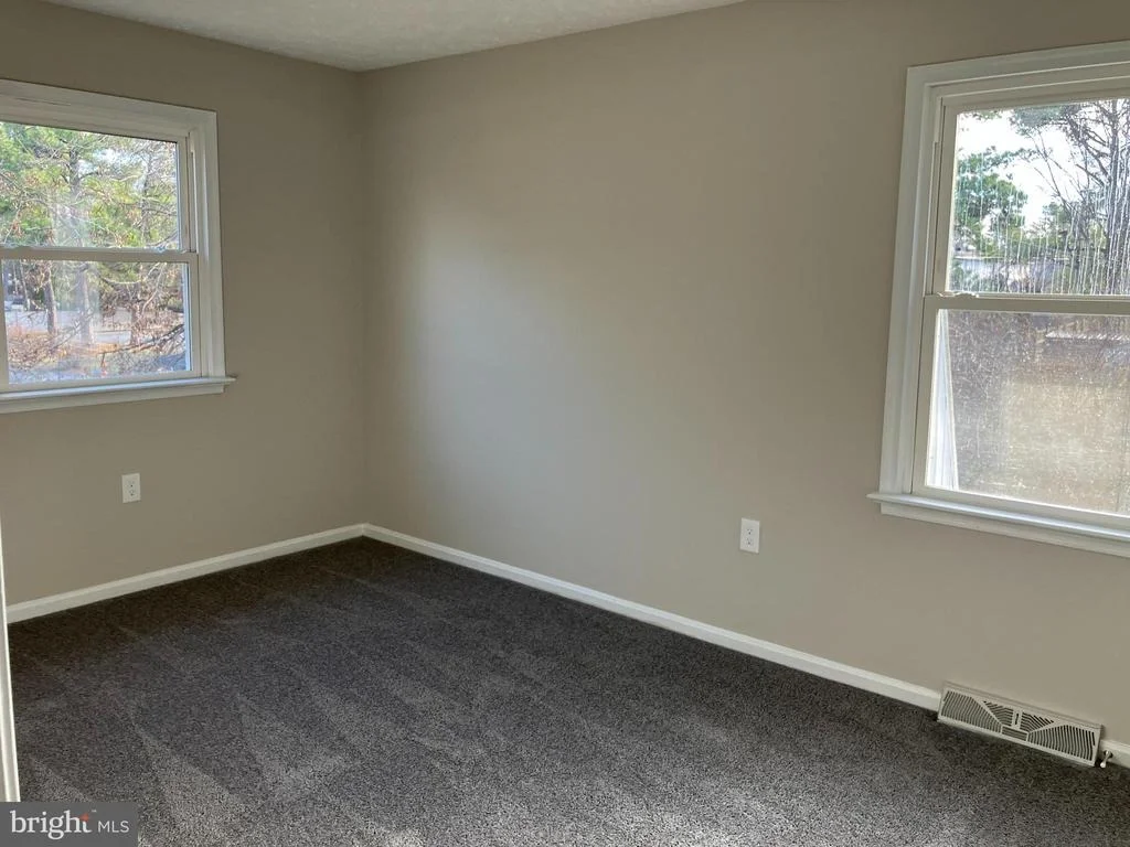 Photo of 114 BUCKINGHAM DRIVE