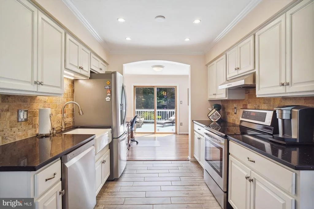 Photo of 24824 SHOWBARN CIRCLE
