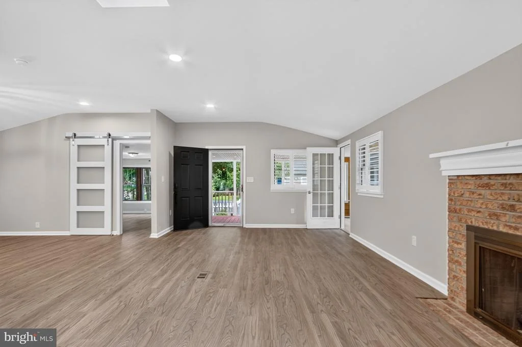 Photo of 111 GEORGES LANE