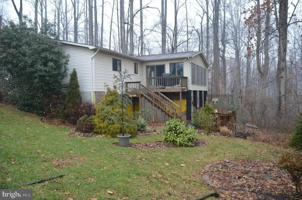Photo of 9917 JONATHAN DRIVE