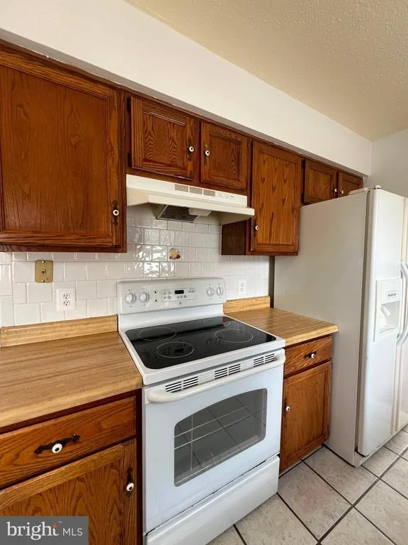Photo of 303 HACKBERRY DRIVE