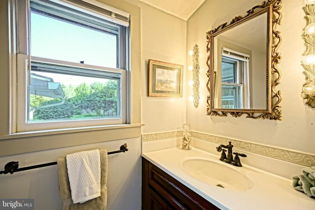 Photo of 111 KINGS HIGHWAY