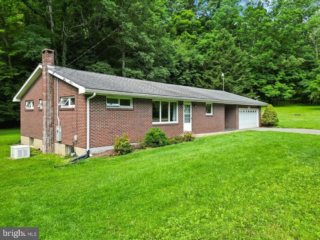 Photo of 3623 BEAR CREEK ROAD
