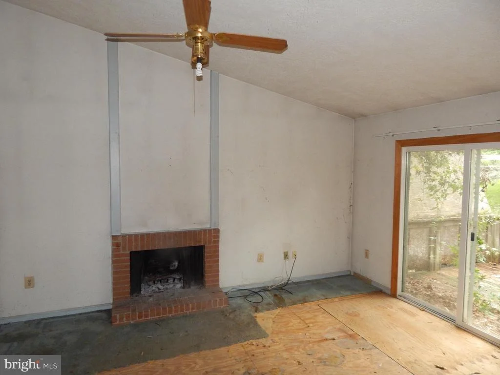 Photo of 512 ELLSWORTH DRIVE