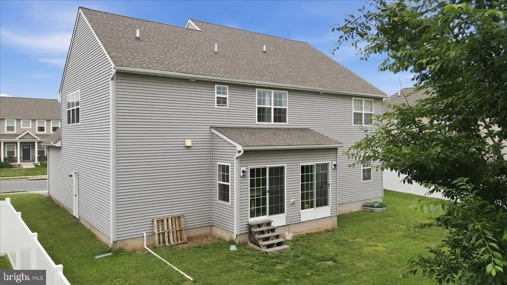 Photo of 2003 COHASSET COURT