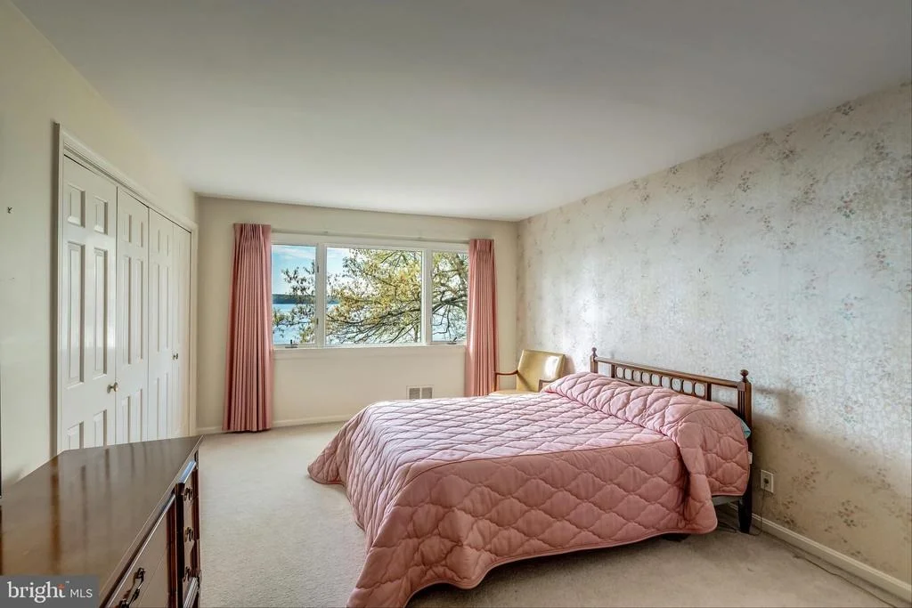 Photo of 5709 RIVER DRIVE