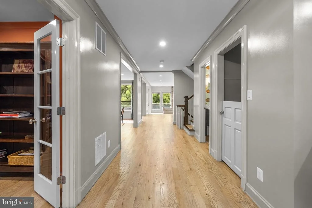 Photo of 8025 RIVERSIDE DRIVE