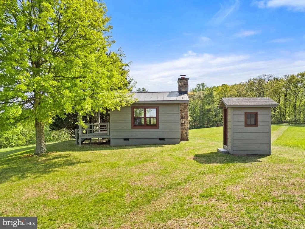 Photo of 6370 & 6378 JOHN BARTON PAYNE ROAD