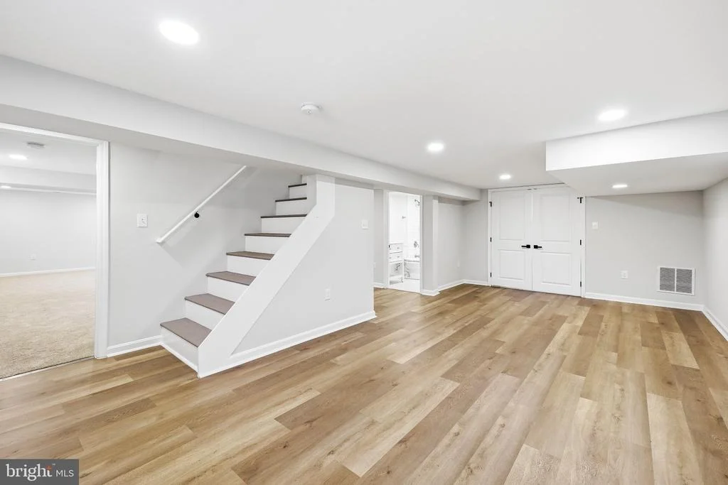 Photo of 692 RIDGE