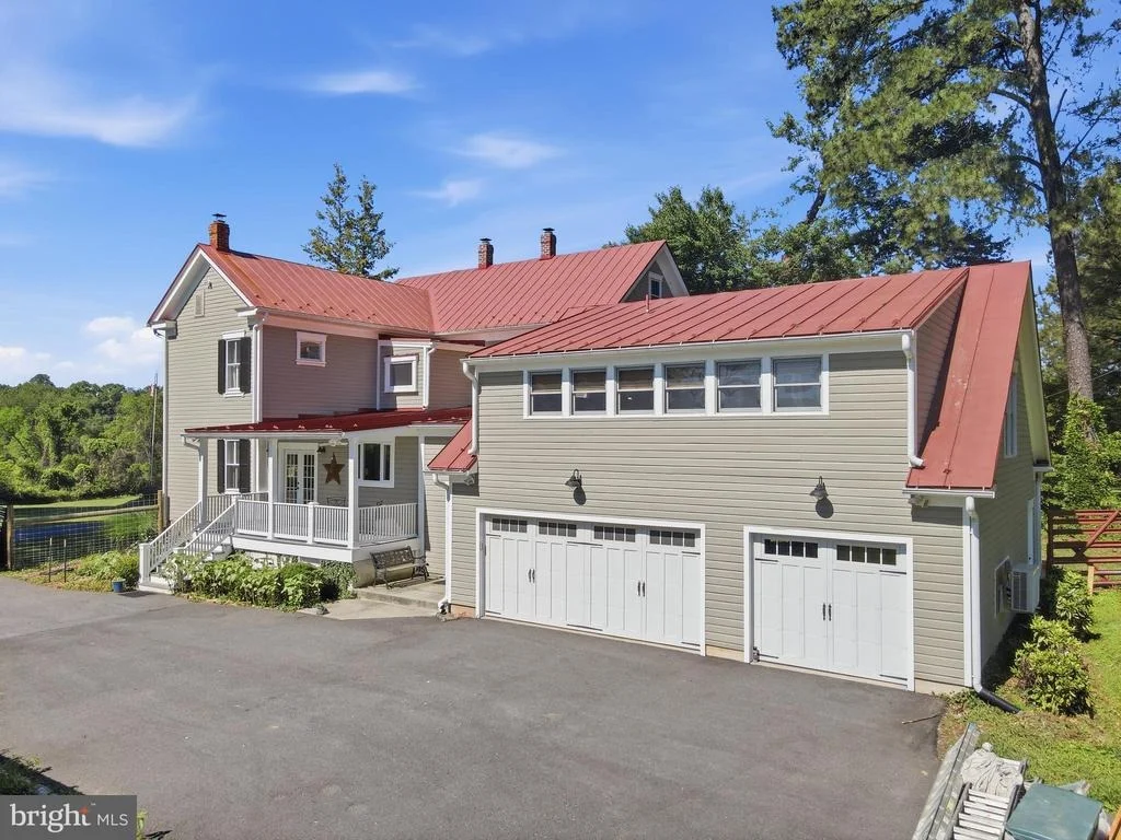 Photo of 15715 AVERY ROAD